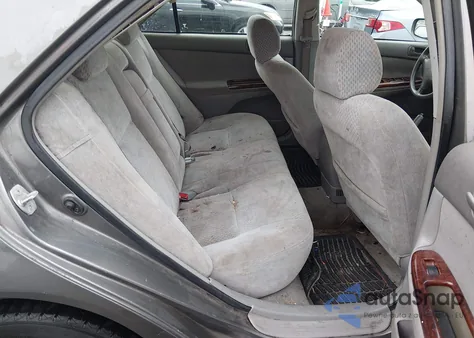 2003 Toyota Camry Le из США, поврежденный, VIN 4T1BE32K13U654167